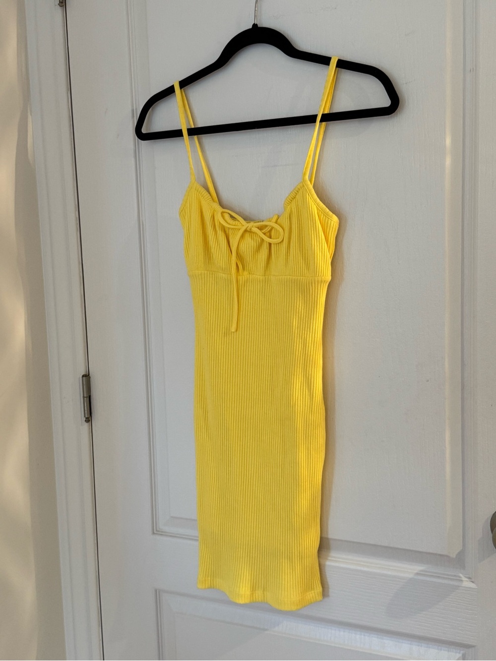 Saboskirt Yellow Ribbed Spaghetti-Strap Dress